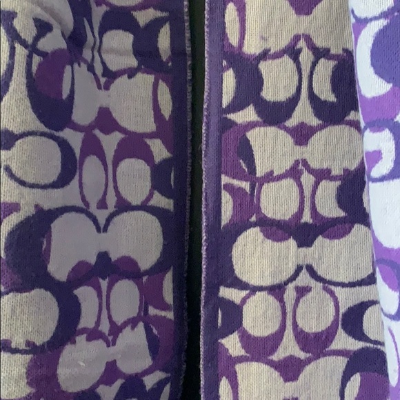 Purple Coach scarf - Picture 5 of 5